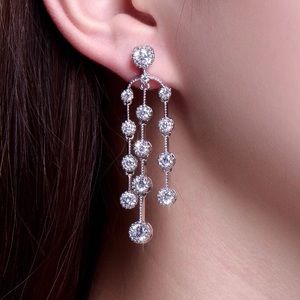 STUNNER SARA CASCADE EARRINGS